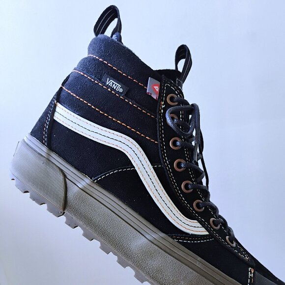 Vans Women's Sk8-Hi MTE-2 Waterproof Suede in Classic Combinations Khaki/Black - Picture 8 of 15